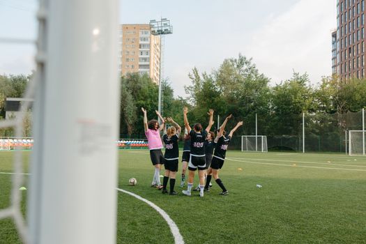 Master Live Football Betting: Tips and Platforms for Real-Time Success